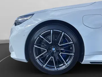 BMW M5 Limousine ab 1 99% eff.   Panorama B&W HiFi D