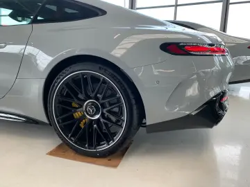Mercedes-Benz AMG GT63 COUPE PREMIUM