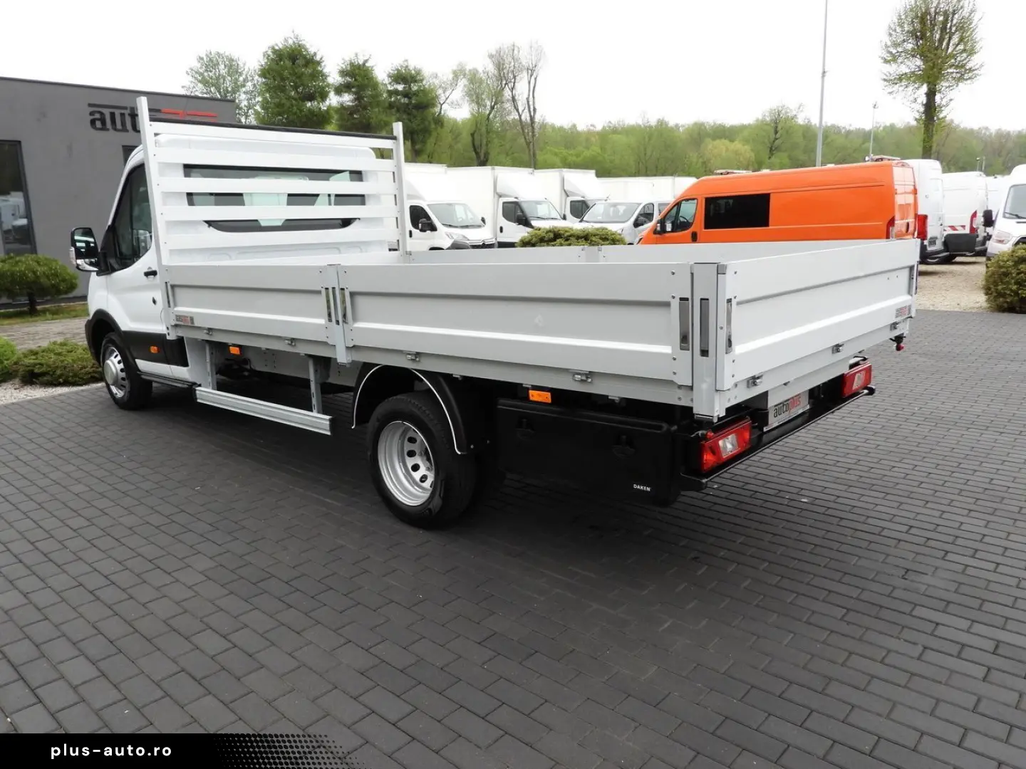 FORD TRANSIT PRITSCHE 8 PALETTEN TEMPOMAT