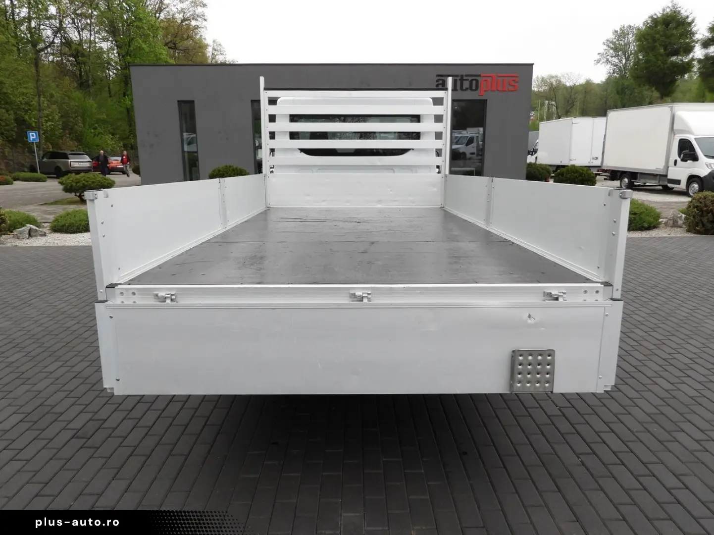 FORD TRANSIT PRITSCHE 8 PALETTEN TEMPOMAT