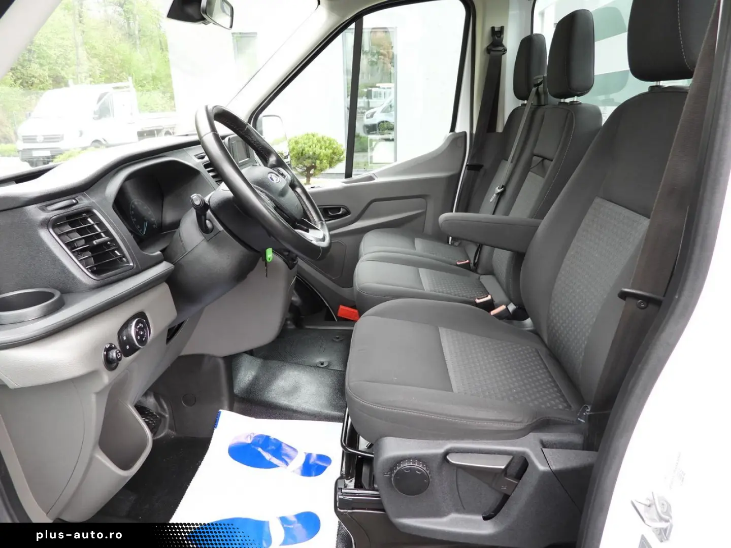 FORD TRANSIT PRITSCHE 8 PALETTEN TEMPOMAT