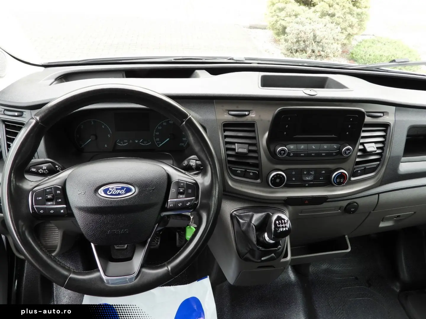 FORD TRANSIT PRITSCHE 8 PALETTEN TEMPOMAT