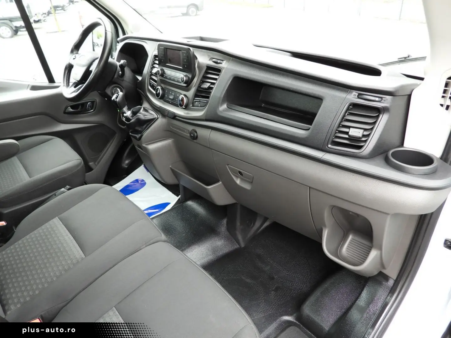FORD TRANSIT PRITSCHE 8 PALETTEN TEMPOMAT