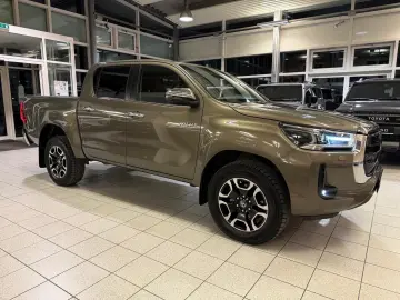 TOYOTA DOUBLE CAB EXECUTIVE-AUT-KAMERA-LED-RADAR