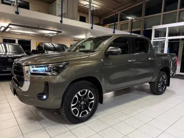TOYOTA DOUBLE CAB EXECUTIVE-AUT-KAMERA-LED-RADAR