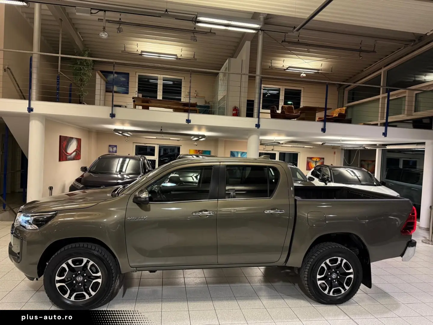TOYOTA DOUBLE CAB EXECUTIVE-AUT-KAMERA-LED-RADAR