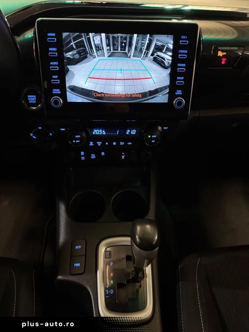 TOYOTA DOUBLE CAB EXECUTIVE-AUT-KAMERA-LED-RADAR