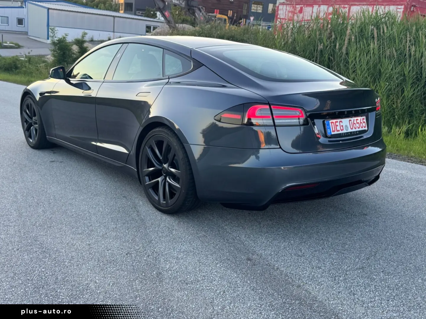 TESLA Model S PALLADIUM   21  Arachnid   HW4   EAP AUT