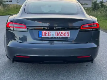 TESLA Model S PALLADIUM   21  Arachnid   HW4   EAP AUT