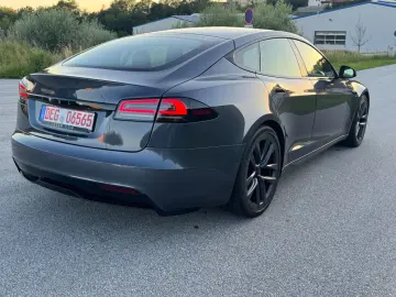 TESLA Model S PALLADIUM   21  Arachnid   HW4   EAP AUT