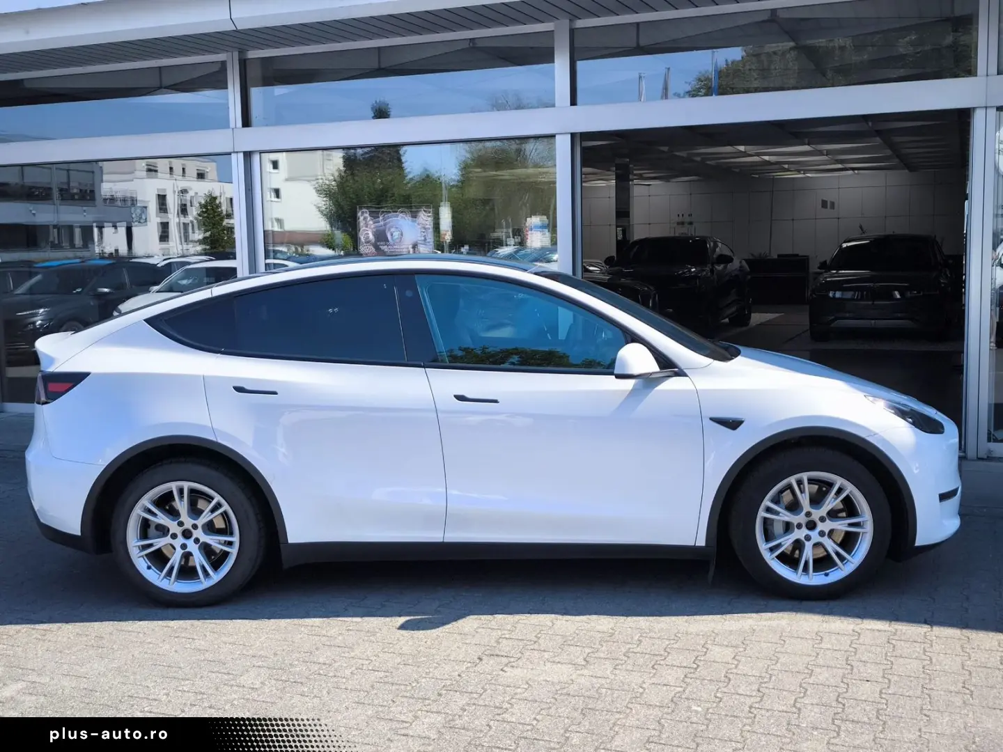 TESLA Model Y LR Dual AWD PANO STDHZ NAVI LED ACC 19