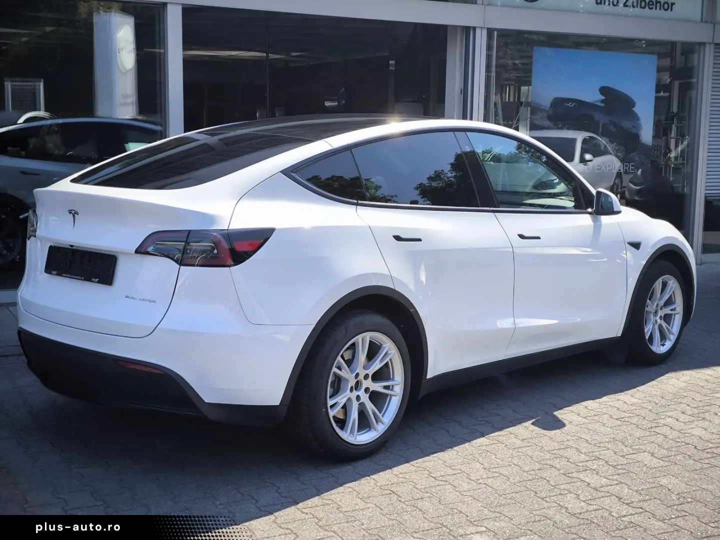 TESLA Model Y LR Dual AWD PANO STDHZ NAVI LED ACC 19