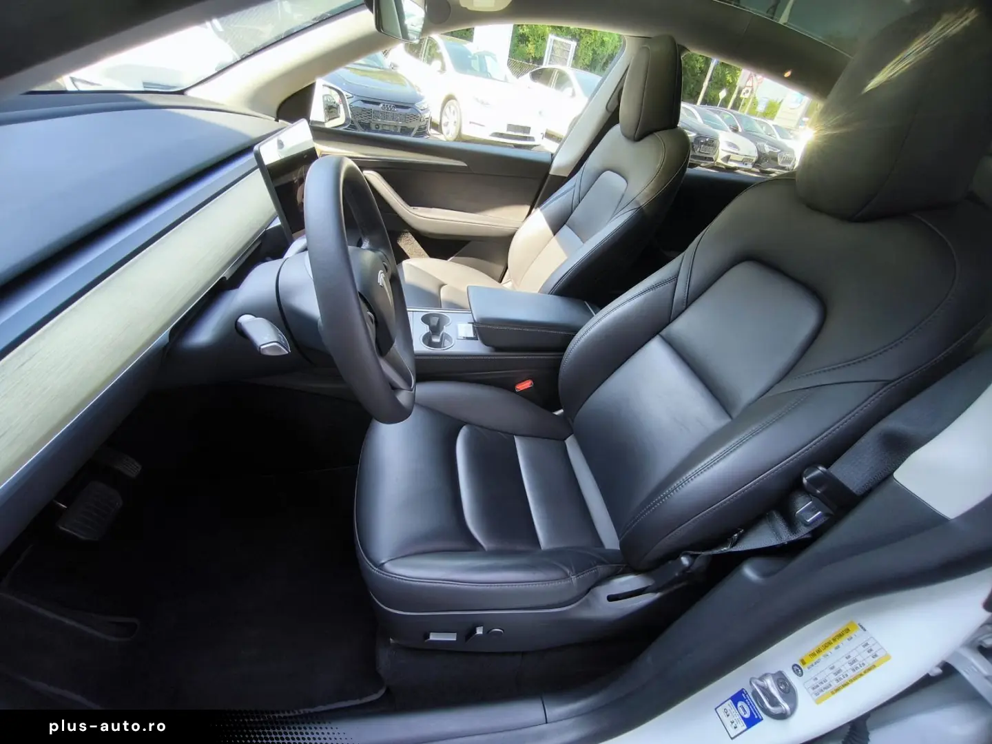 TESLA Model Y LR Dual AWD PANO STDHZ NAVI LED ACC 19