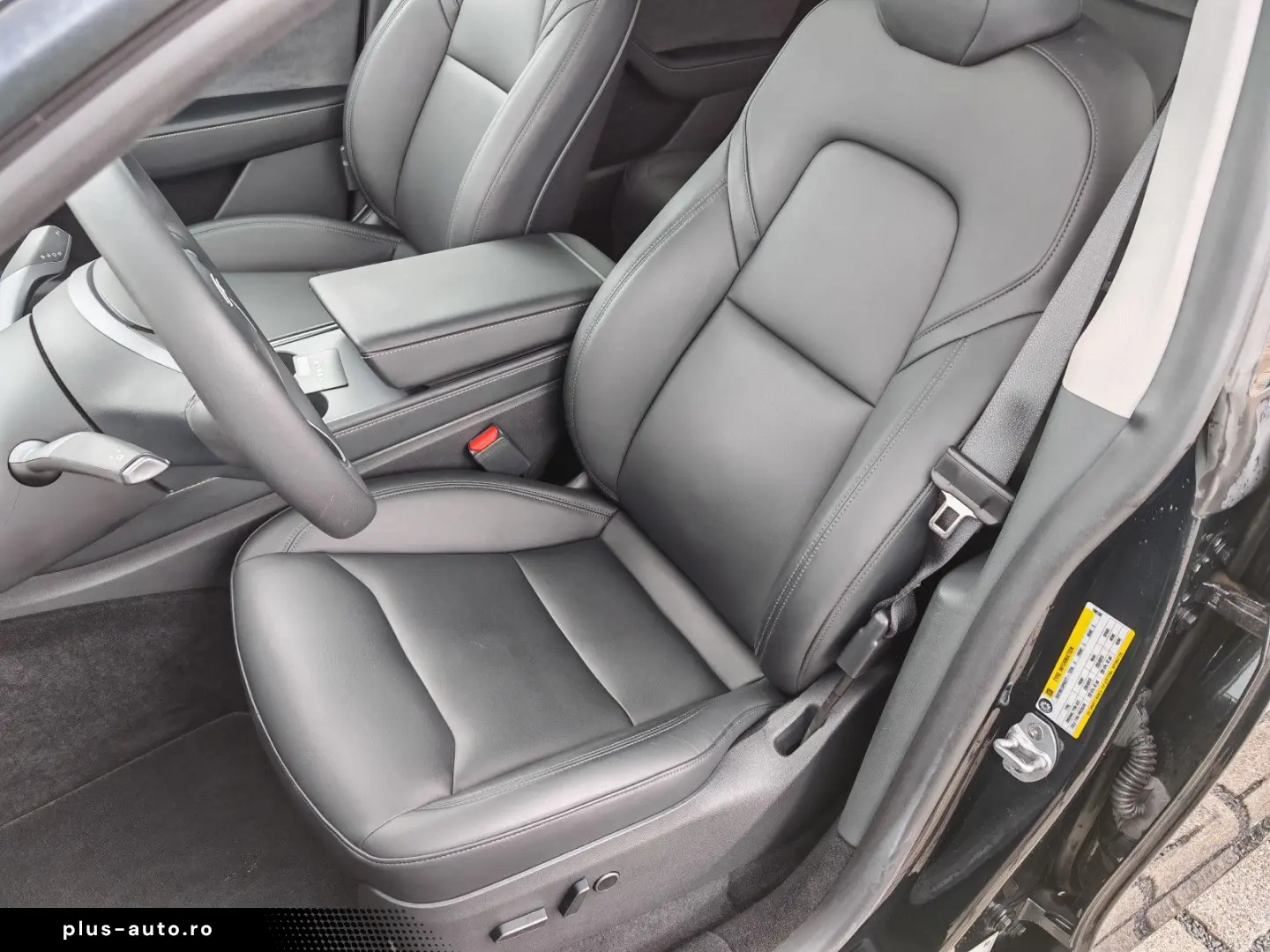 TESLA Model Y SR RWD   AHK   FSD   SoH 93%