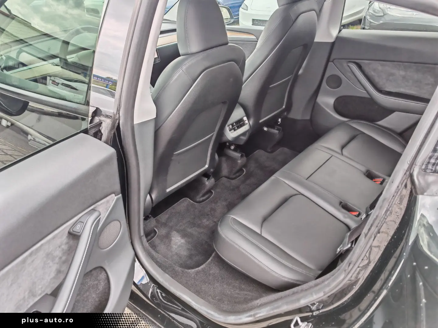 TESLA Model Y SR RWD   AHK   FSD   SoH 93%