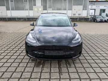 TESLA Model Y SR RWD   AHK   FSD   SoH 93%
