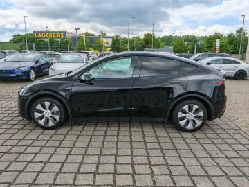 TESLA Model Y SR RWD   AHK   FSD   SoH 93%