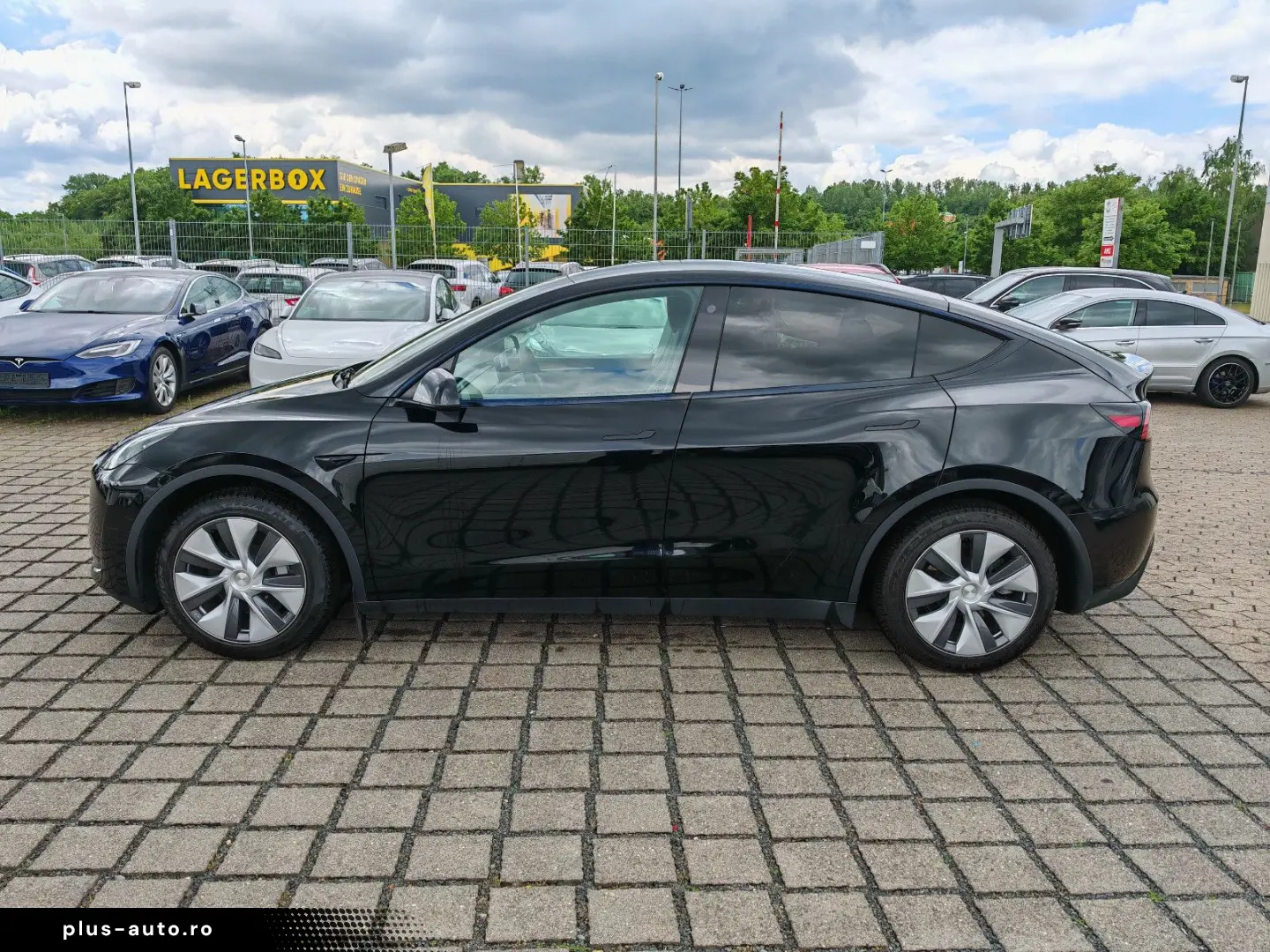 TESLA Model Y SR RWD   AHK   FSD   SoH 93%