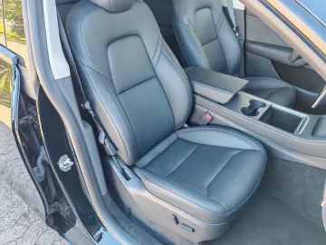 TESLA Model Y SR RWD   AHK   FSD   SoH 94%