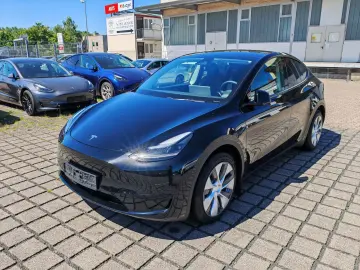 TESLA Model Y SR RWD   AHK   FSD   SoH 94%