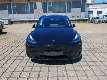 TESLA Model Y SR RWD   AHK   FSD   SoH 94%