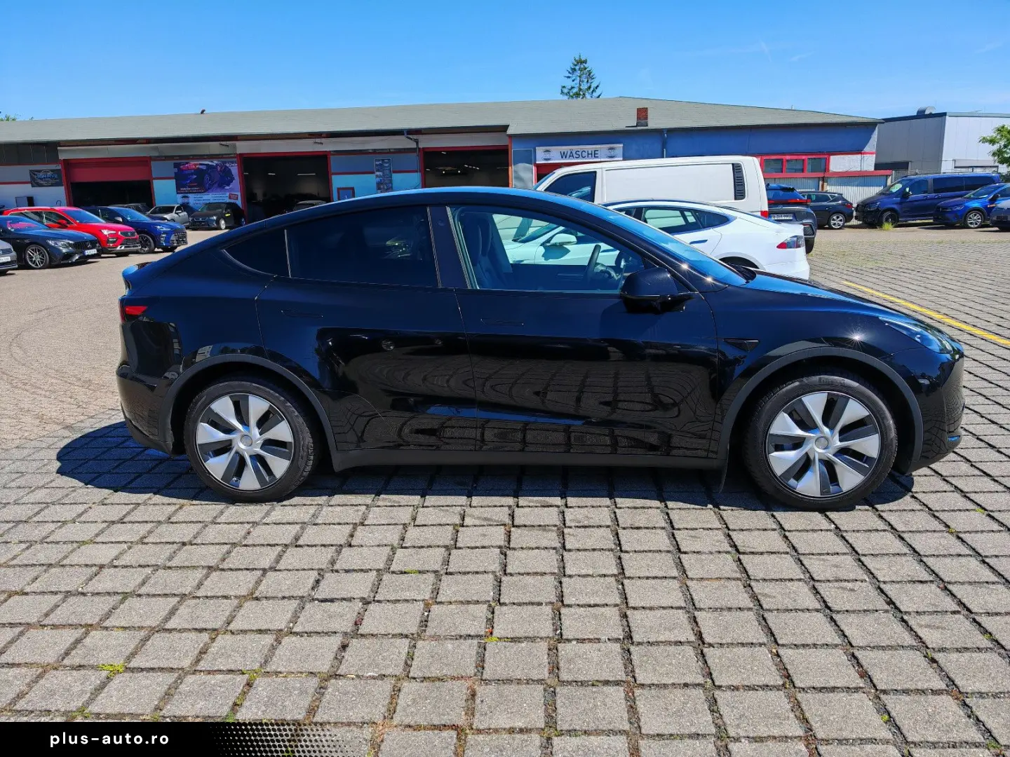 TESLA Model Y SR RWD   AHK   FSD   SoH 94%
