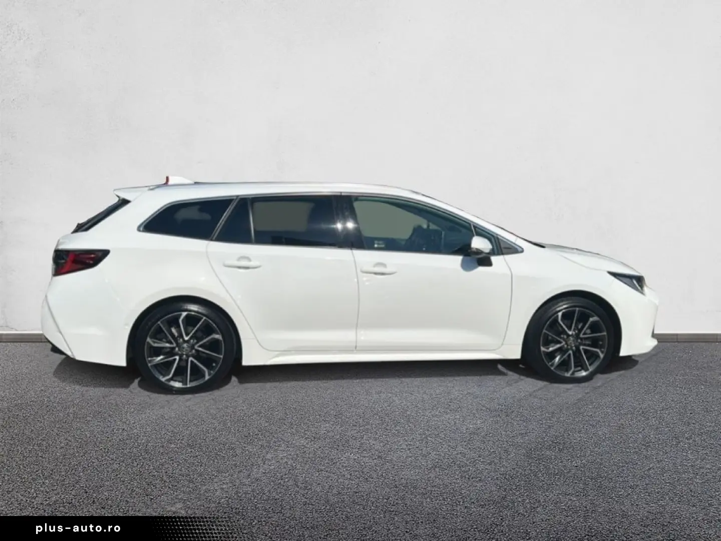 TOYOTA Corolla 2.0 Hybrid Touring Sports Lounge