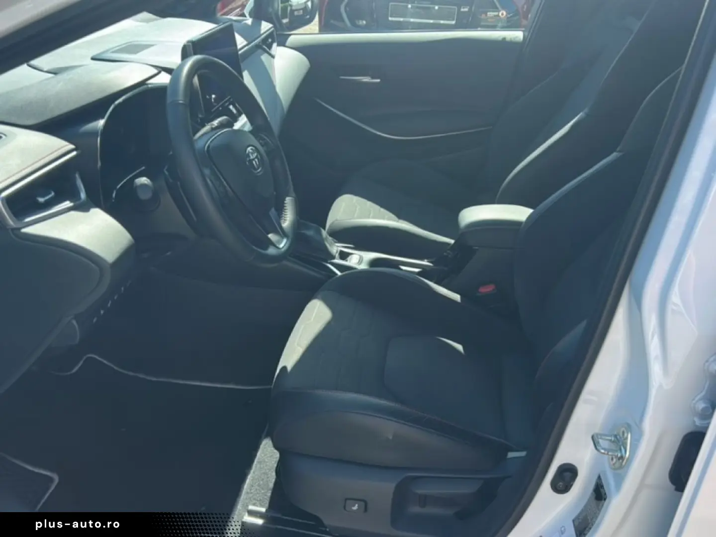 TOYOTA Corolla 2.0 Hybrid Touring Sports Lounge