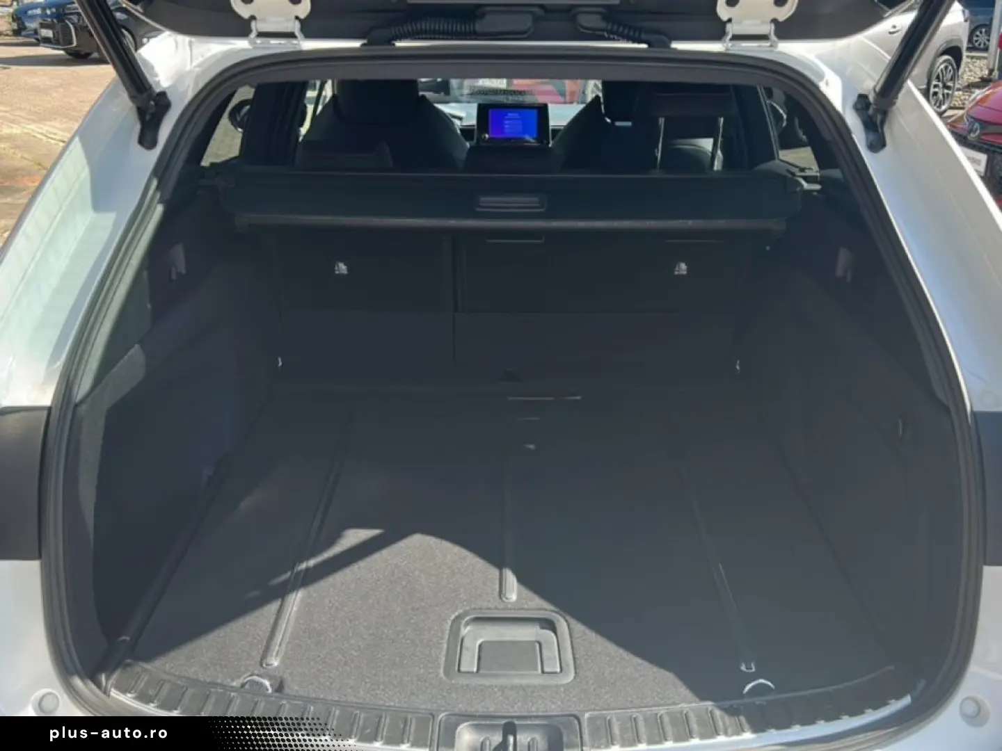 TOYOTA Corolla 2.0 Hybrid Touring Sports Lounge