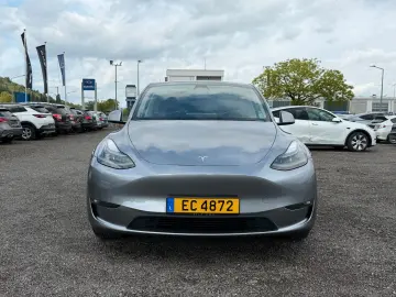 TESLA Model Y Long Range Dual AWD