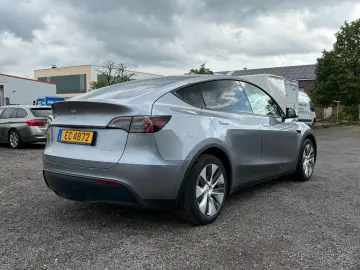 TESLA Model Y Long Range Dual AWD