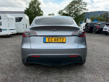 TESLA Model Y Long Range Dual AWD