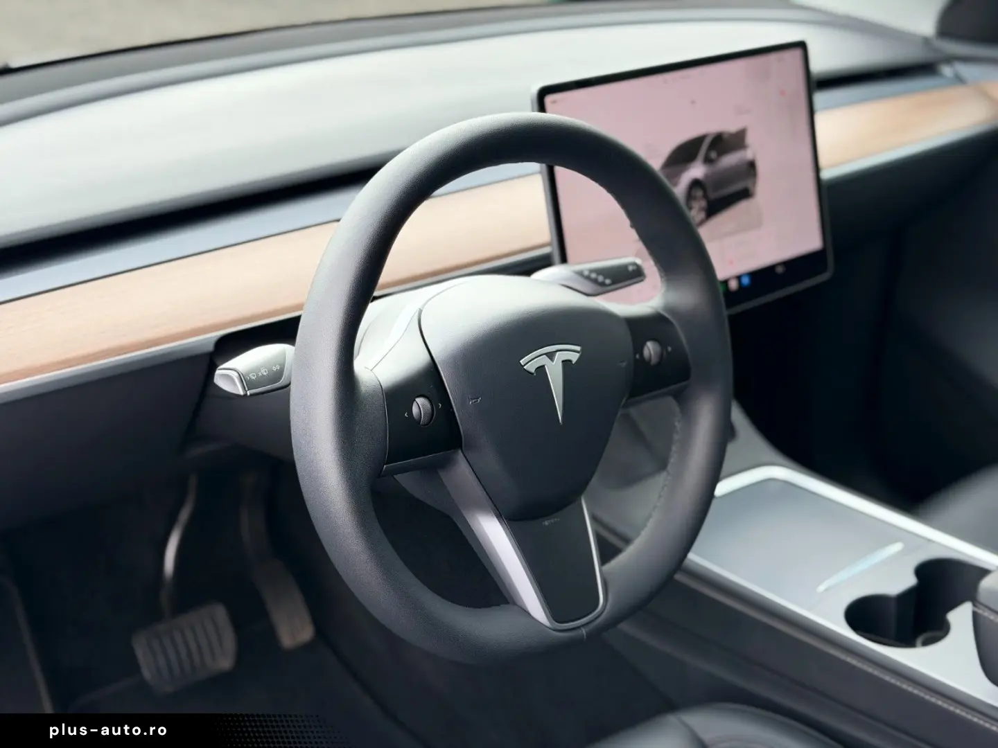 TESLA Model Y Long Range Dual AWD