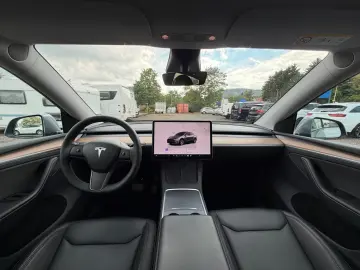 TESLA Model Y Long Range Dual AWD
