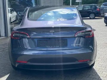 TESLA Model 3 LR Dual AWD PANO STDHZ LED KAM NAVI SHZ