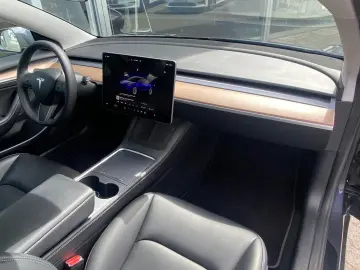 TESLA Model 3 LR Dual AWD PANO STDHZ LED KAM NAVI SHZ