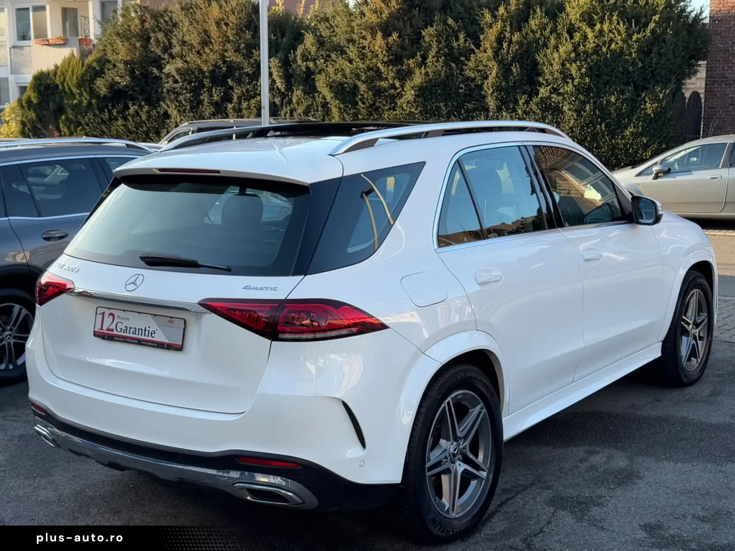 MERCEDES-BENZ GLE 300 d 4Matic AMG-LINE PANORAMA UNFALLFREI