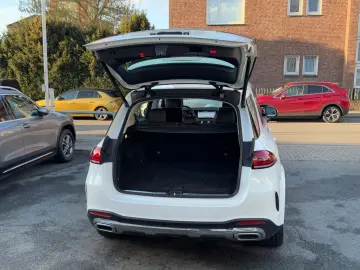 MERCEDES-BENZ GLE 300 d 4Matic AMG-LINE PANORAMA UNFALLFREI