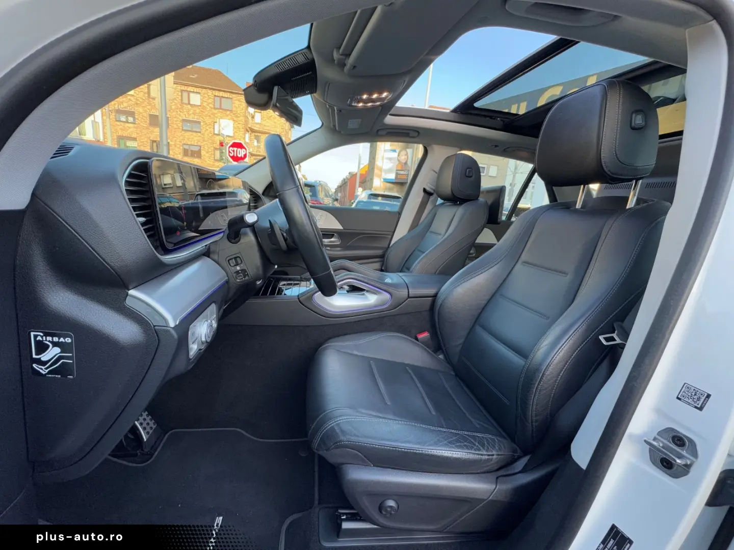 MERCEDES-BENZ GLE 300 d 4Matic AMG-LINE PANORAMA UNFALLFREI