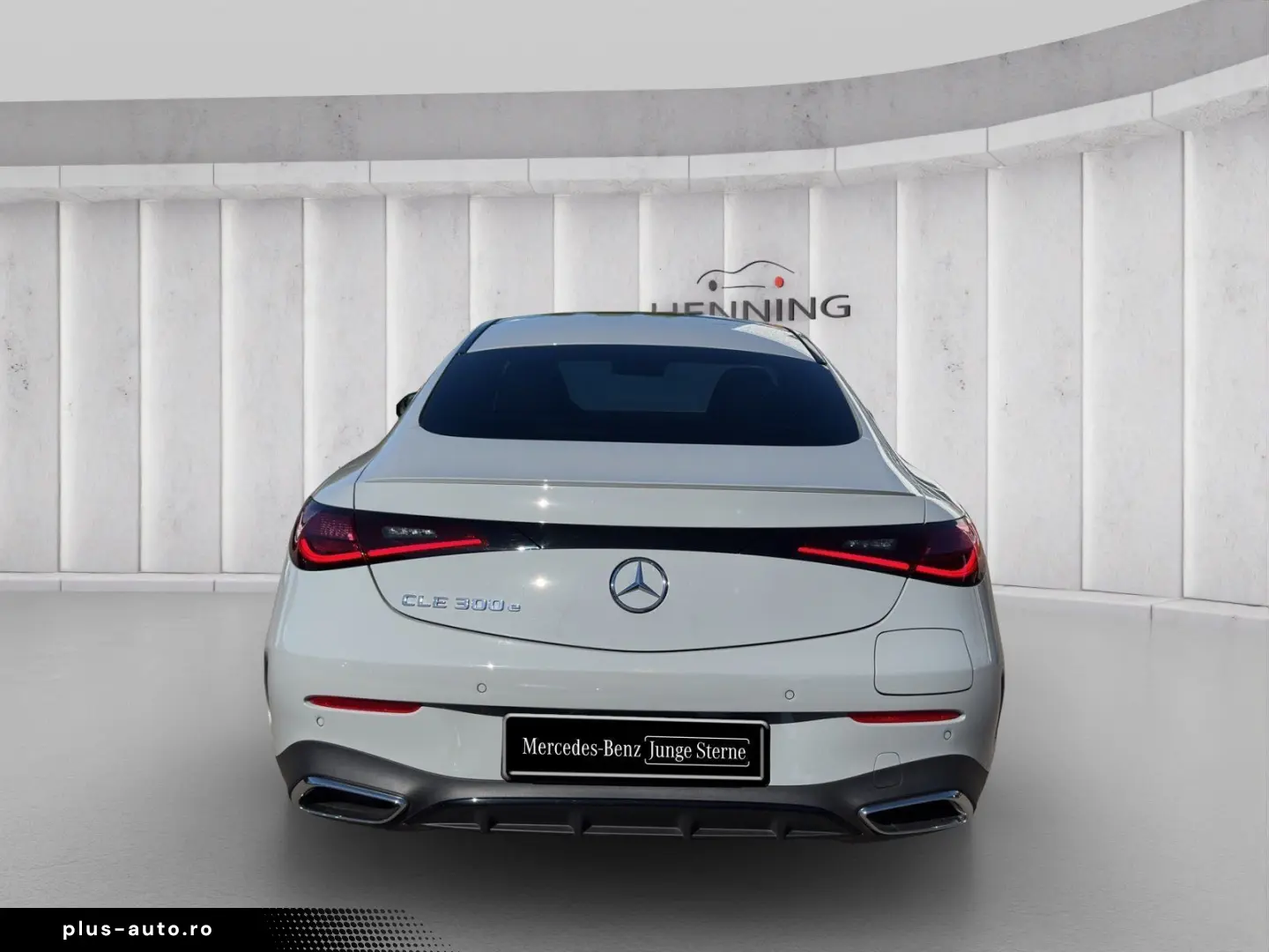MERCEDES-BENZ CLE 300 e AMG PREMIUM DigLight Pano 360