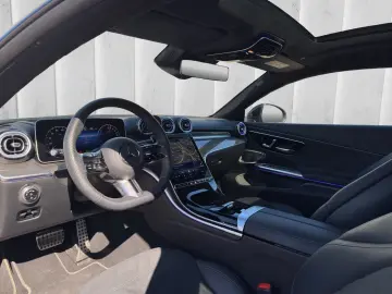 MERCEDES-BENZ CLE 300 e AMG PREMIUM DigLight Pano 360