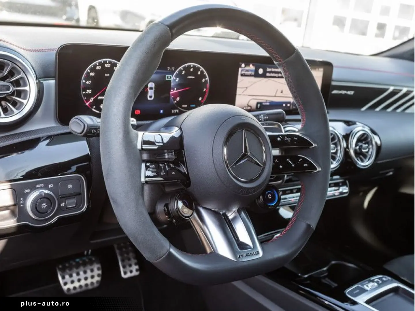 MERCEDES-BENZ CLA 35 AMG 4M Coupé Premium MLB Pano Night 19