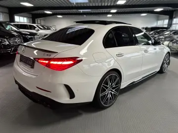 MERCEDES-BENZ C 43 AMG MB Garantie 27 -Pano-Bur-HALe…