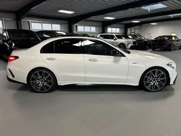 MERCEDES-BENZ C 43 AMG MB Garantie 27 -Pano-Bur-HALe…