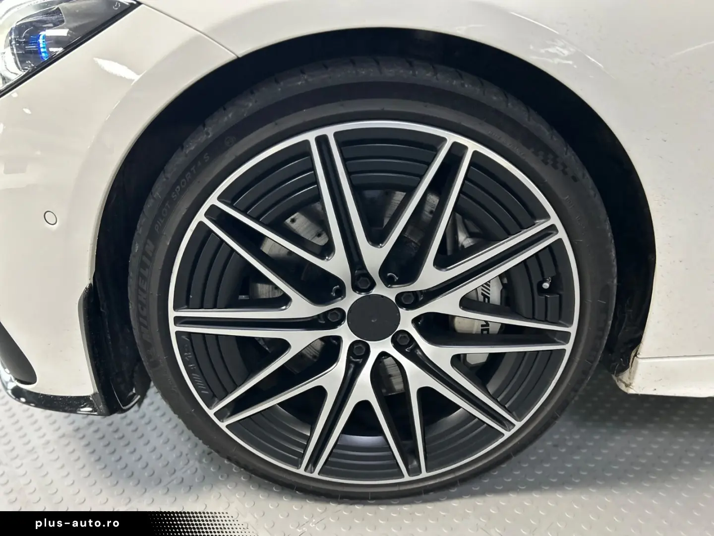 MERCEDES-BENZ C 43 AMG MB Garantie 27 -Pano-Bur-HALe&hellip;