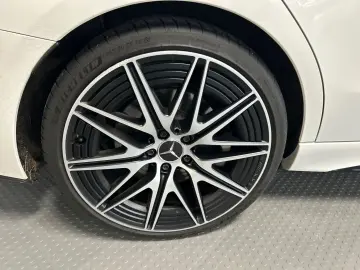 MERCEDES-BENZ C 43 AMG MB Garantie 27 -Pano-Bur-HALe…