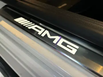 MERCEDES-BENZ C 43 AMG MB Garantie 27 -Pano-Bur-HALe…