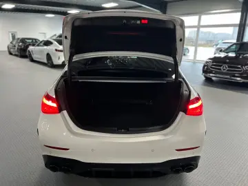 MERCEDES-BENZ C 43 AMG MB Garantie 27 -Pano-Bur-HALe…