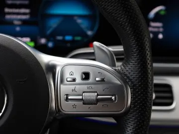 MERCEDES-BENZ GLE 53 AMG 4Matic  PANO BURM AIR MATIC 360