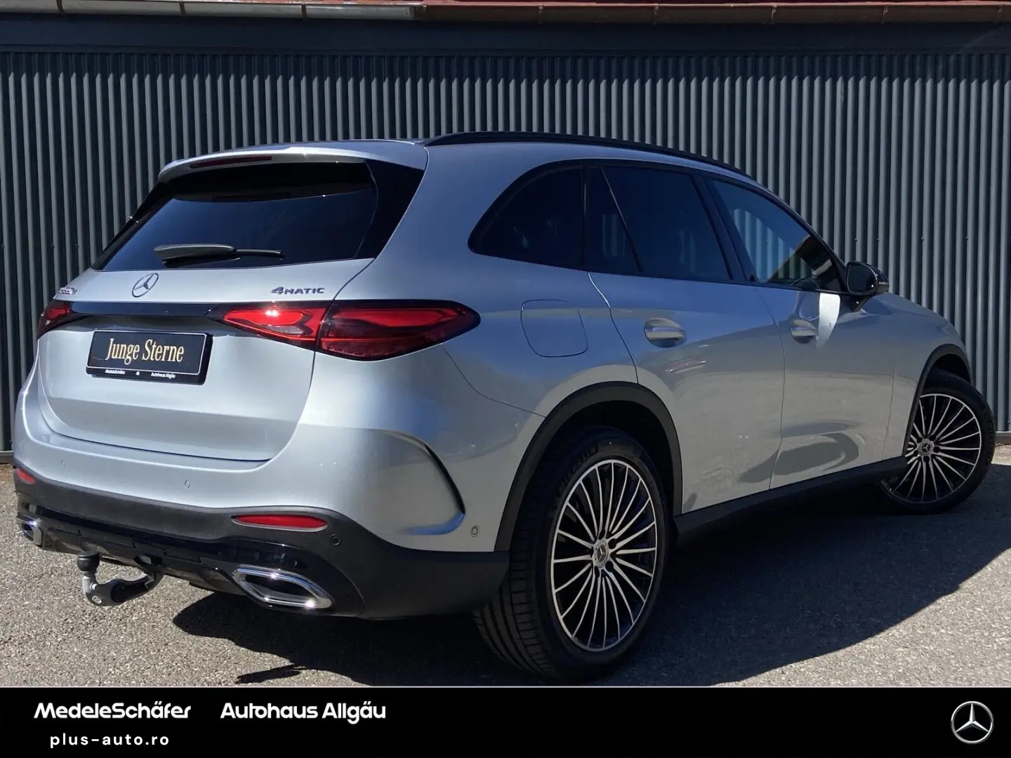 MERCEDES-BENZ GLC 220 d 4M AMG Night 20 ; AHK Distr LED Kam